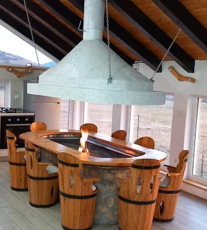 Ognjiste 쿠프레스